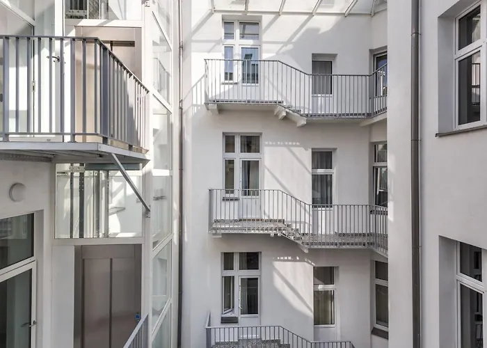 Old Town Apartmens - B33